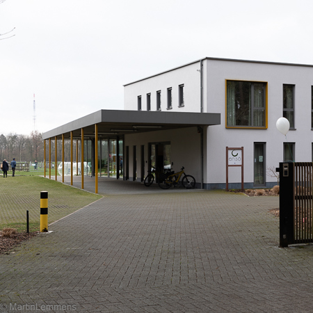 Enso gebouw straatkant